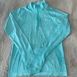 Nike Dri-Fit Pullover